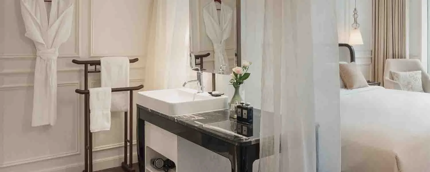 Hotel des Arts Saigon Mgallery-1